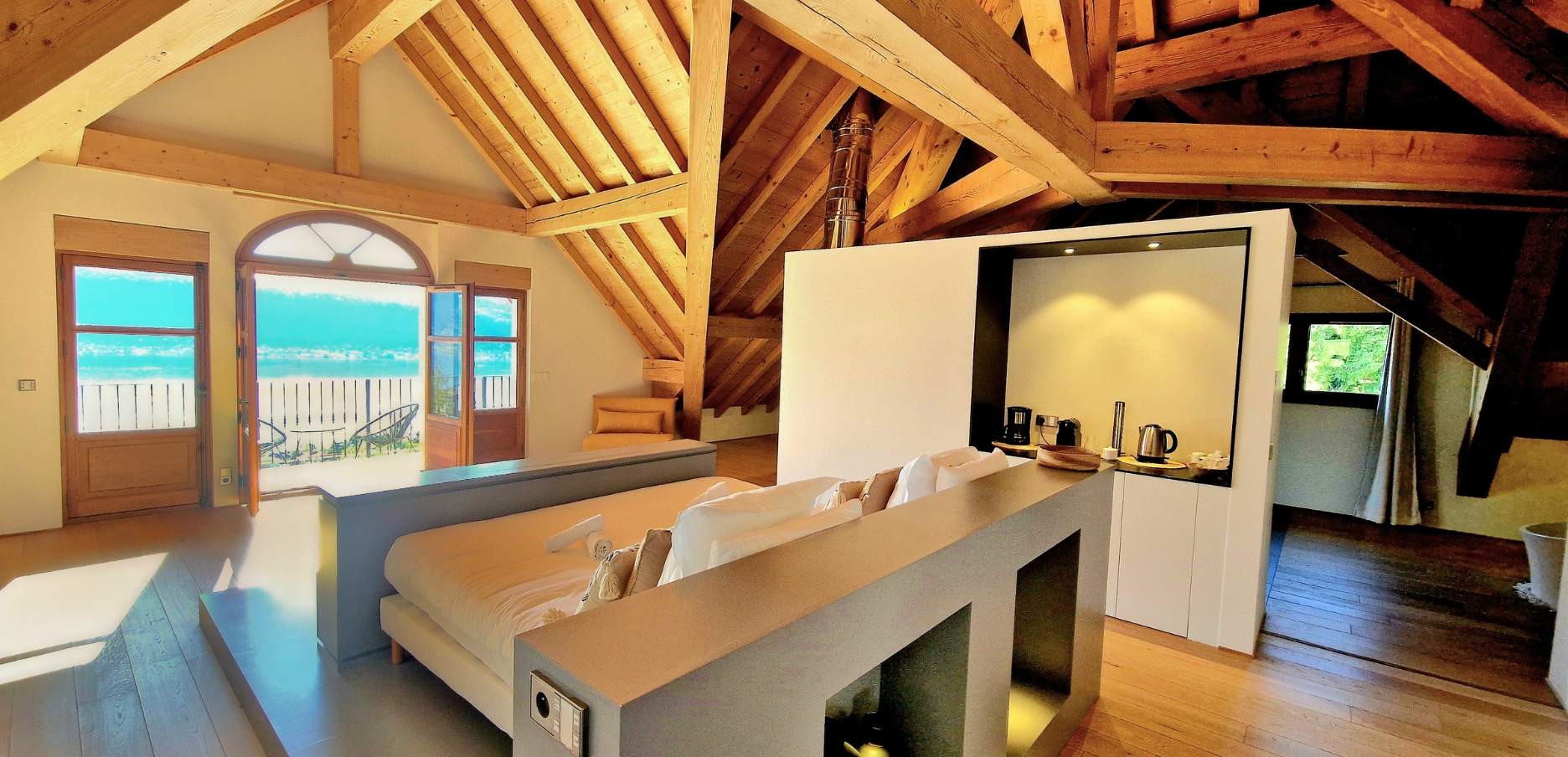 master bderoom villa josephine